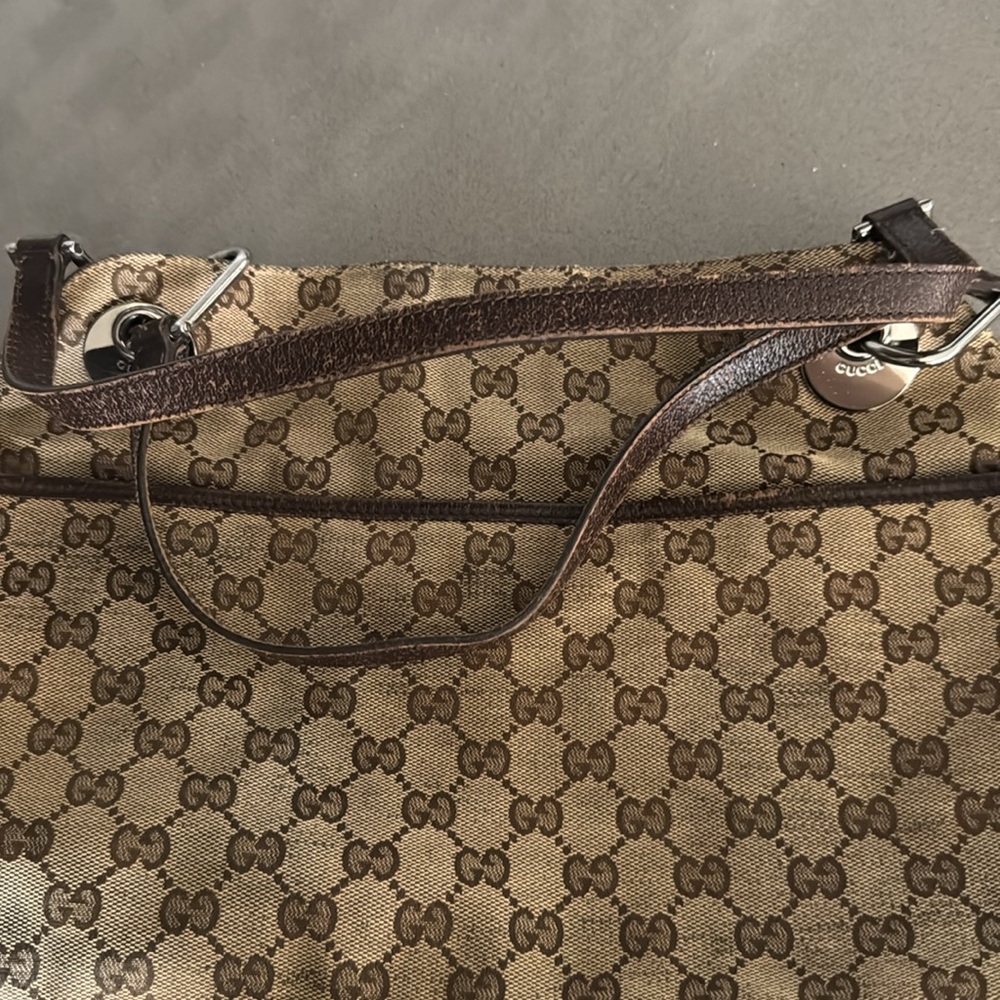 *SOLD*Authentic GUCCI Logo GG Canvas Eclipse Medium Shoulder Bag - Leather Brown - Picture 11 of 15